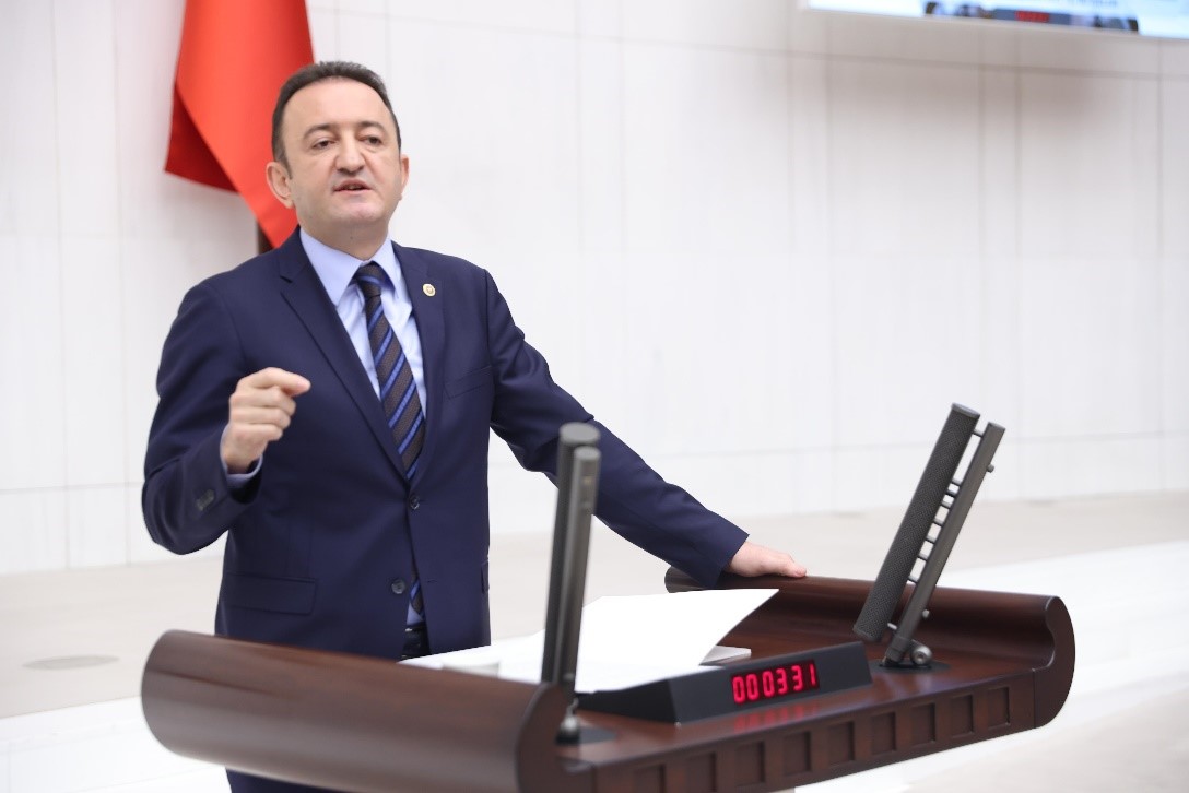 CHP’li Barış Bektaş’tan Sena Polat Çağrısı: “Gazze İçin Ses Oldu,