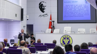 Buca Belediyesi’nden Zeytin Budama Eğitimi Tarımda Buca Modeli ile Türkiye’ye