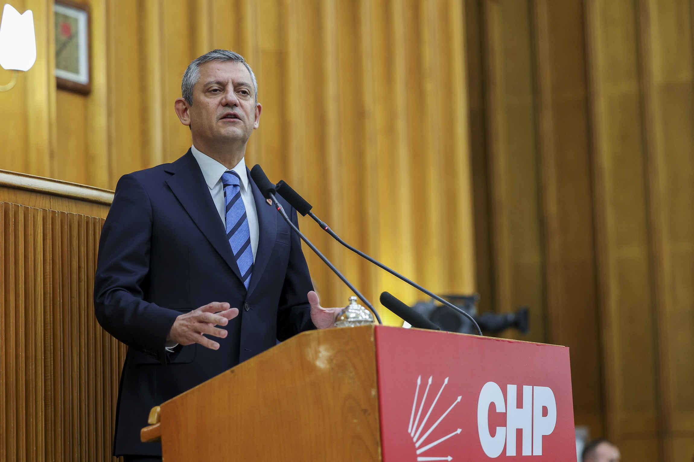 Özgür Özel: “Vurulan, Vuran, Azmettiren, Susturulan MHP’li; Konuşmayan Bir Tek