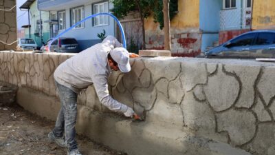 Çine, Yeni Sosyal Alanlara Kavuşuyor Çine, Yeni Sosyal Alanlara Kavuşuyor Çine Belediye Başkanı Mehmet Kıvrak’ın