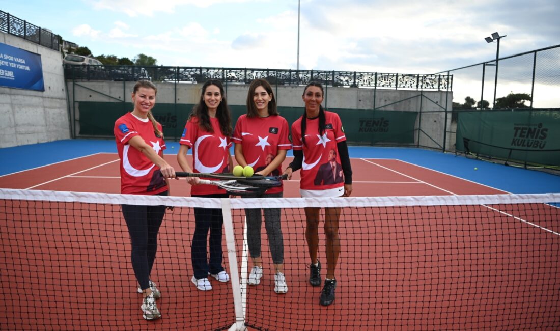Kuşadası Tenis Kulübü’nde Cumhuriyet Kupası Heyecanı Başladı Kuşadası Tenis Kulübü’nde Cumhuriyet Kupası Heyecanı Başladı Başkan Ömer Günel