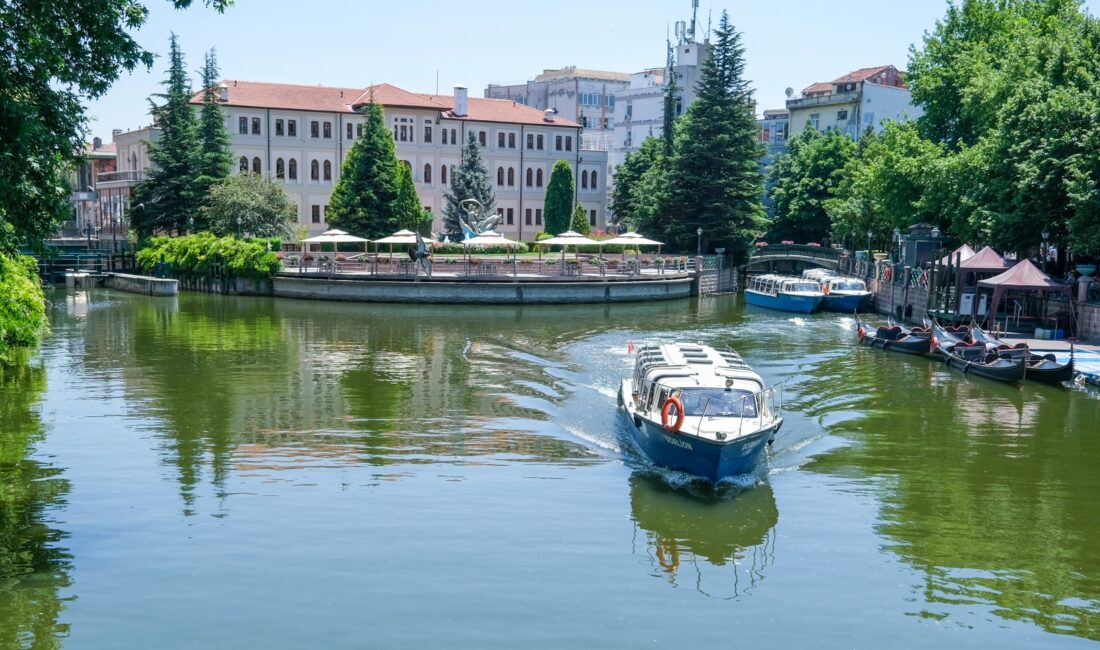 “Dört Mevsim Yaşayan Şehir” Temalı Ulusal Fotoğraf Yarışması Başlıyor Eskişehir