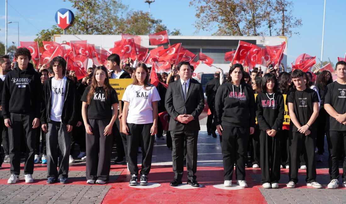 Cumhuriyet Bayramı kutlamaları kapsamında her yıl düzenlenen meşale yakma töreni,