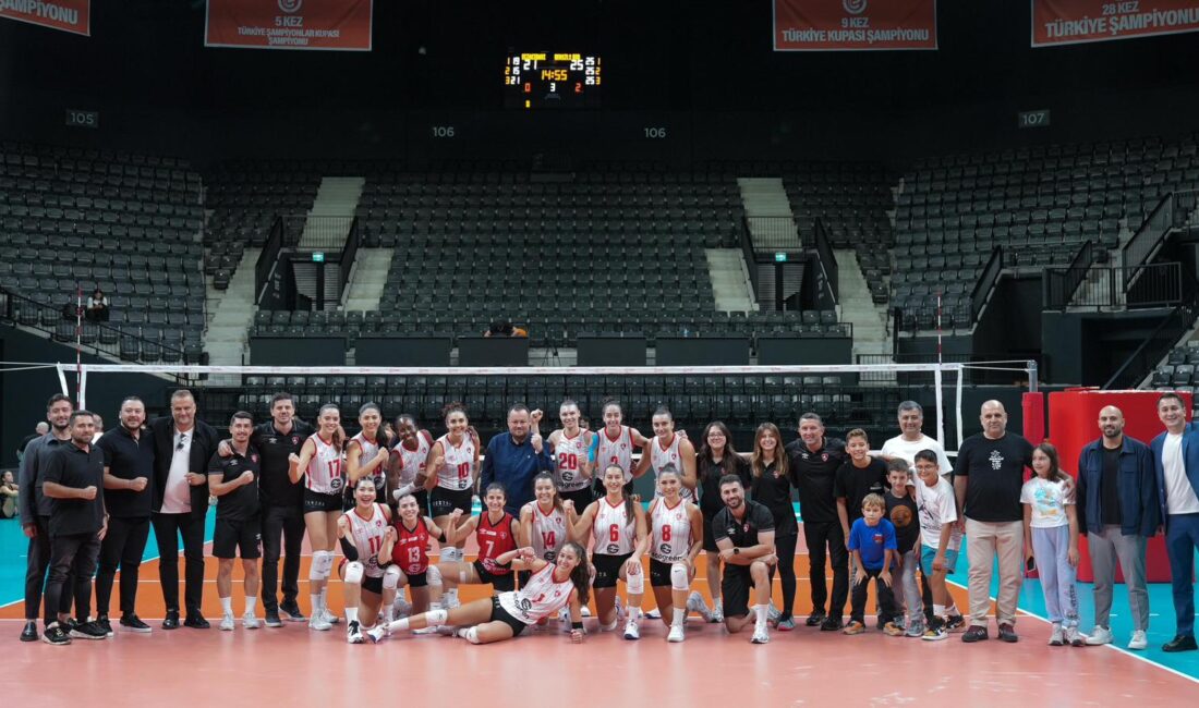 Denizli Büyükşehir Belediyespor Voleybol Takımı İstanbul’da Fırtına Estirdi Denizli Büyükşehir Belediyespor Voleybol Takımı İstanbul’da Fırtına Estirdi Denizli Büyükşehir