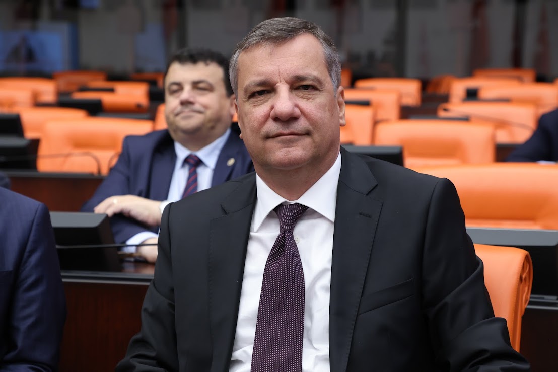 Özgür Ceylan: “Nereden Çıktı Bu Sığınaklar?“ Çanakkale Milletvekili, Meclis Millî