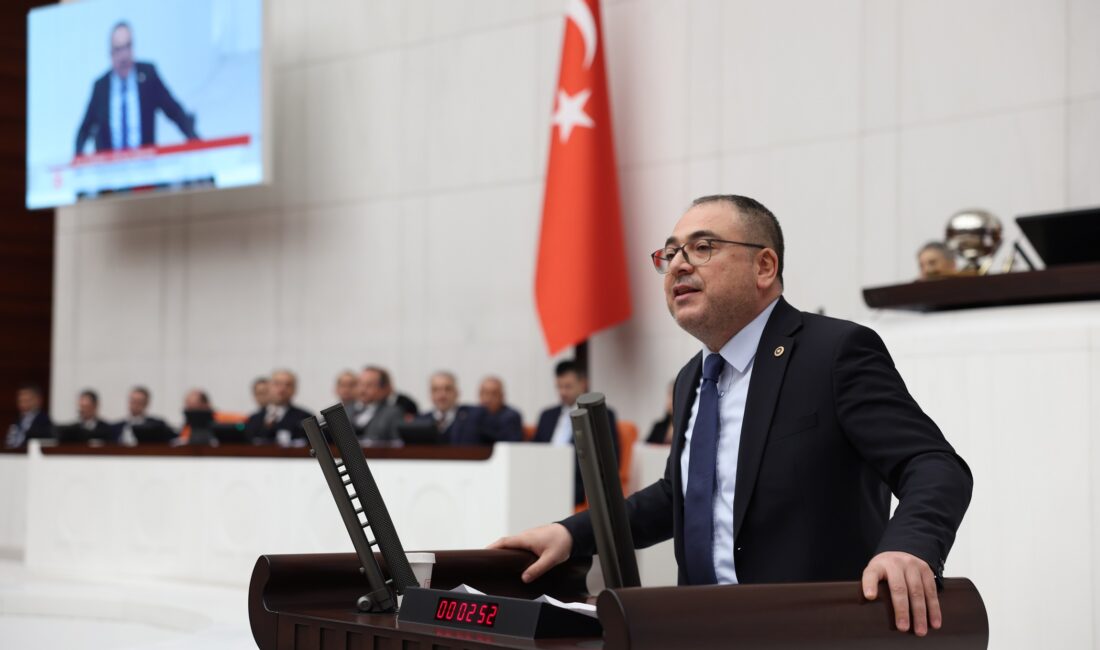 Evrim Karakoz: “Emeklilerimiz Artık Nefes Alamıyor” Cumhuriyet Halk Partisi Aydın