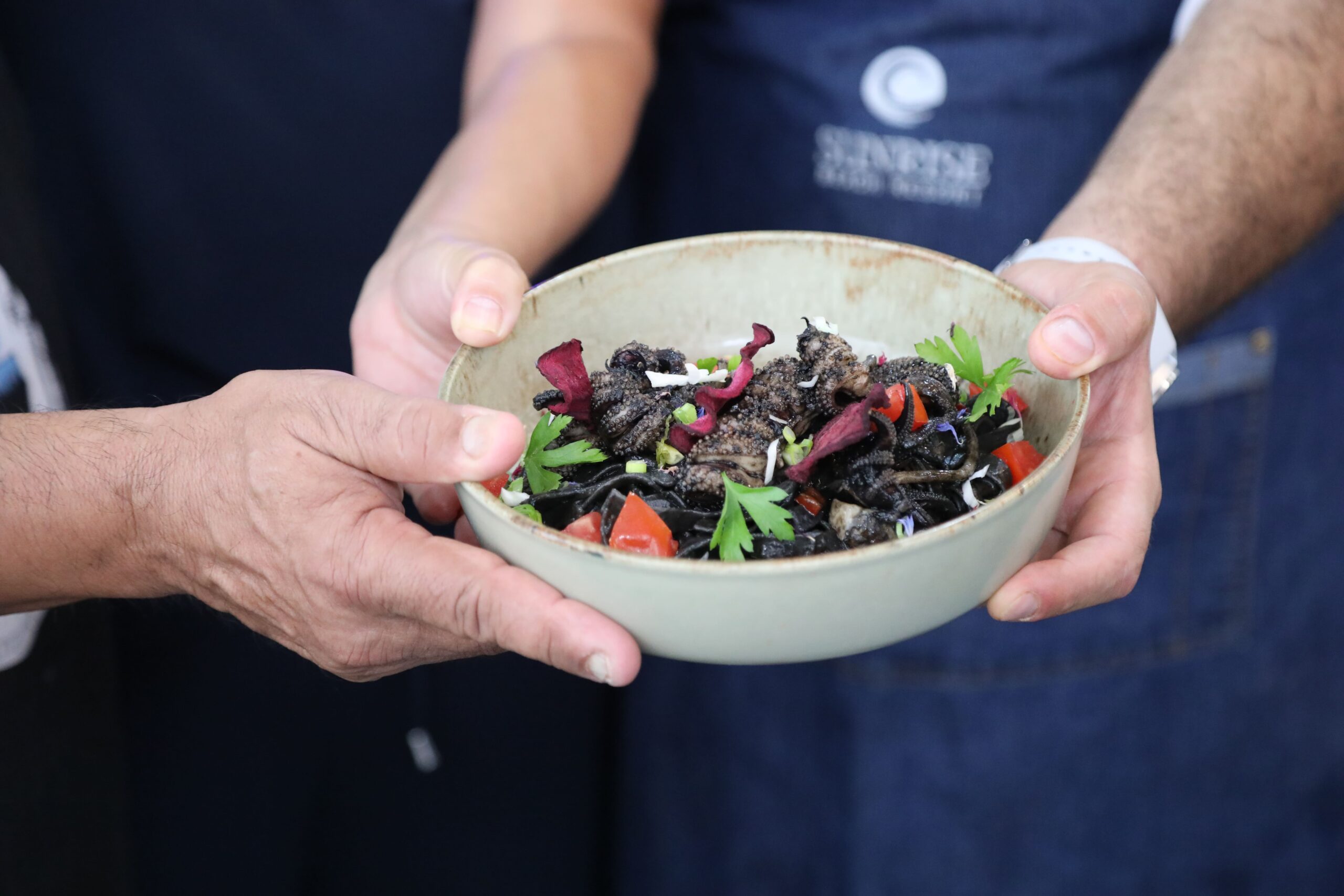 Marmaris Deniz Ürünleri Festivali’nin üçüncü gün etkinlikleri Söğüt Mahallesi’nde
gerçekleştirildi. Olumsuz