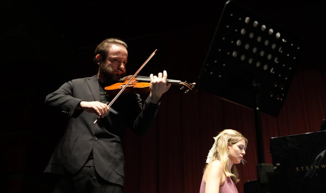 “Film Gibi Bir Gece” Oda Müziği Konseri Eskişehir’de İzleyicilerle Buluştu “Film Gibi Bir Gece” Oda Müziği Konseri Eskişehir’de İzleyicilerle Buluştu