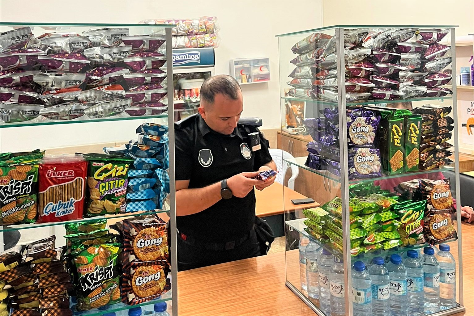 Keçiören’de Okul Kantinlerine Sıkı Denetim Keçiören Belediyesi Zabıta Müdürlüğü ekipleri,