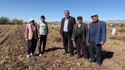 Niğde’de Üretici Dertli: “Tüccar Yok, Ürünün Yarısı Tarlada Yarısı Depoda”