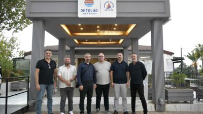 KKTC Heyeti Muratpaşa’da Kuzey Kıbrıs Türk Cumhuriyeti’nin (KKTC) en büyük