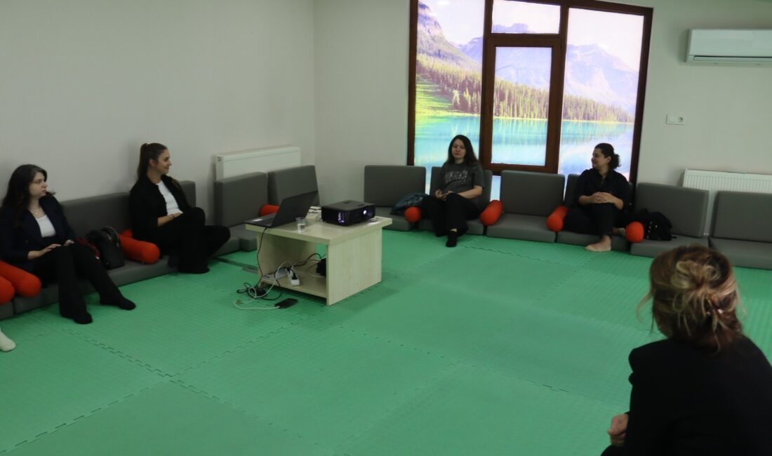 İzmit Belediyesi, anne adaylarının gebelik sürecini daha bilinçli ve sağlıklı