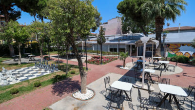 Göksu Kafe Yeni Anıların Adresi Olmaya Hazır Göksu Kafe Yeni Anıların Adresi Olmaya Hazır Buca’nın kitap kafe