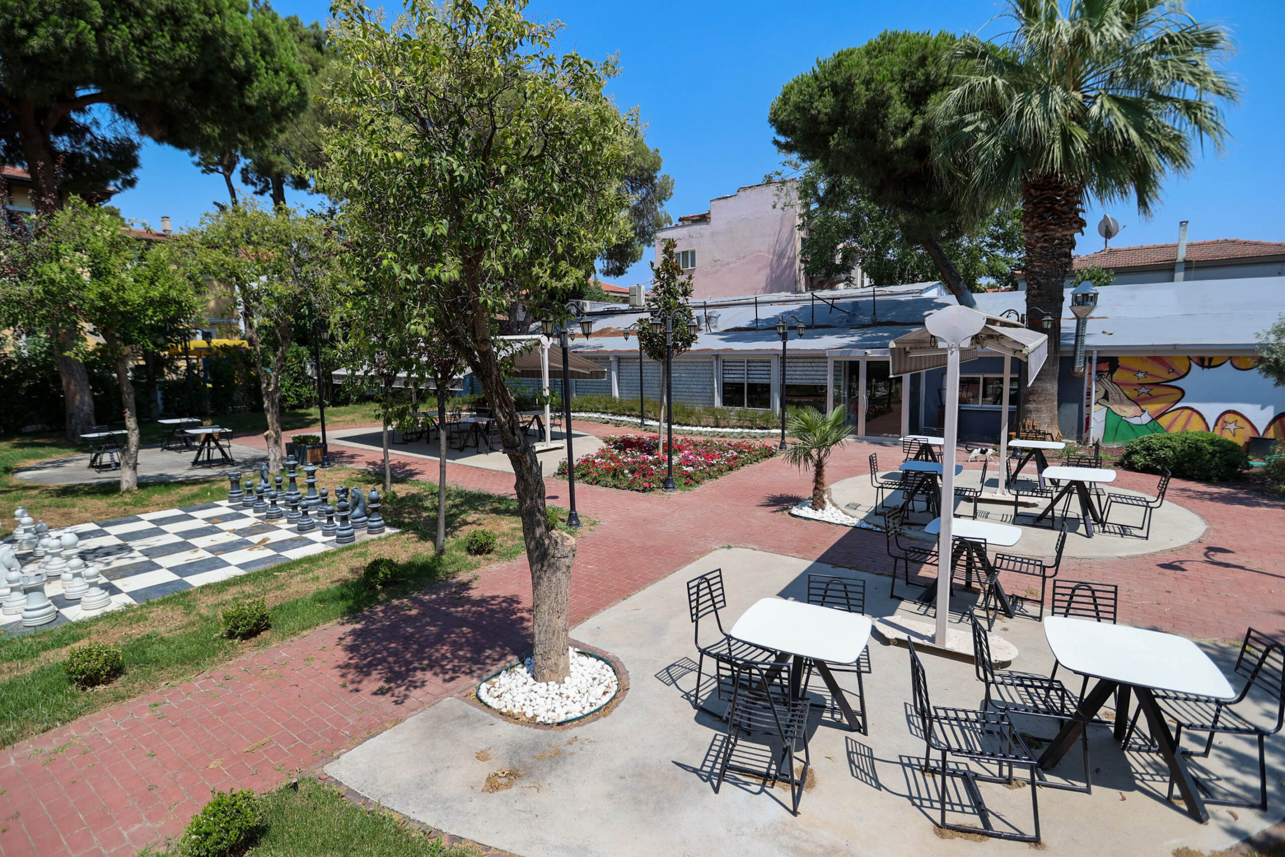 Göksu Kafe Yeni Anıların Adresi Olmaya Hazır Buca’nın kitap kafe