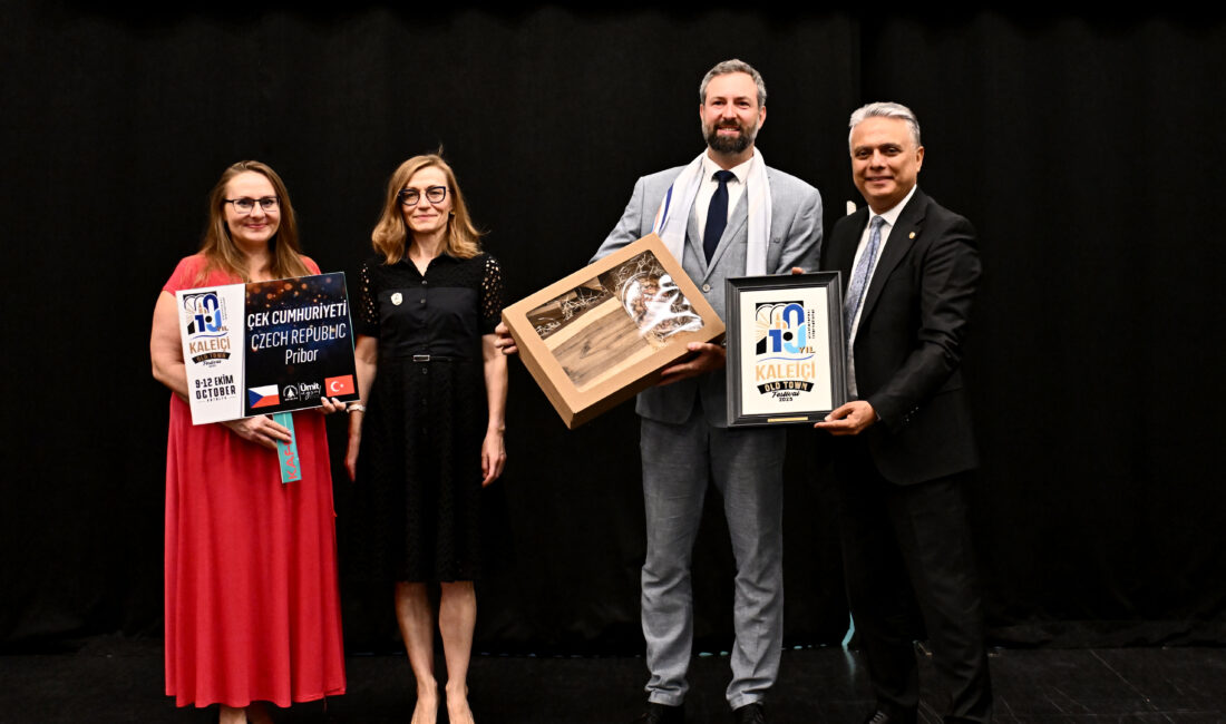 Muratpaşa’da Kutuplaşmaları Kıran Bir Festival: Kaleiçi Old Town Festivali Antalya