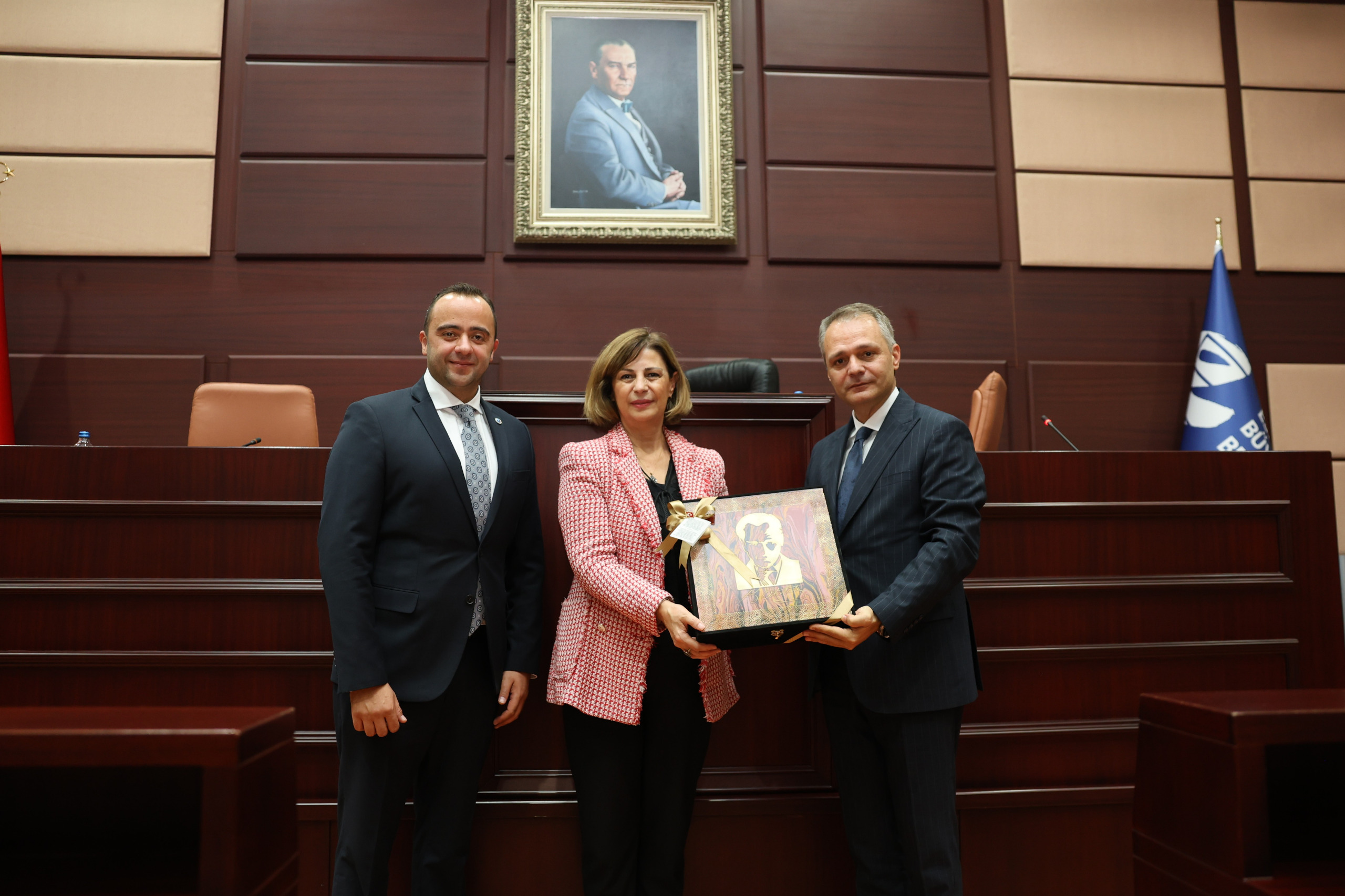 İÇGİAF’tan Ayşe Ünlüce’ye Ziyaret: Girişimcilik ve Gençlik İçin Ortak Vizyon