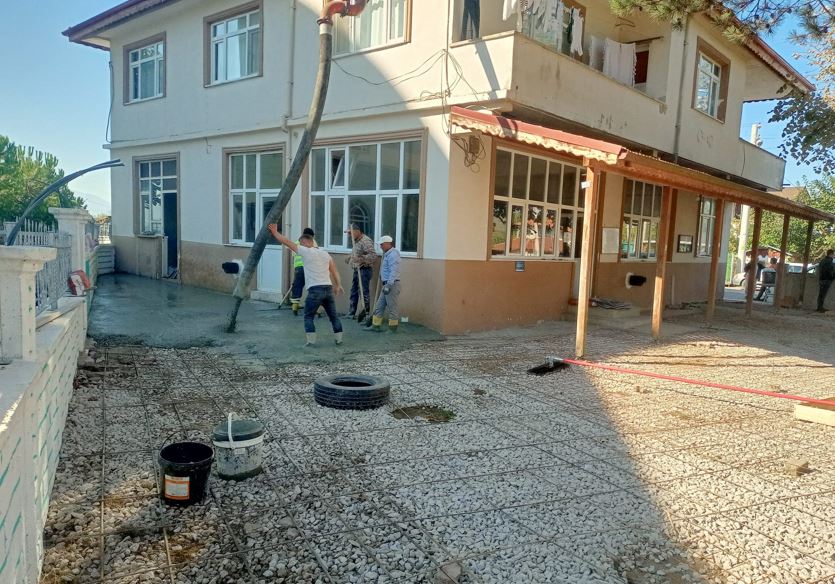 İzmit Belediyesi’nden Süleymaniye’ye Çevre Düzenlemesi İzmit Belediyesi, Süleymaniye Mahallesinde daha