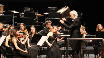 Klasik Müziğin Büyüsü Eskişehir’de Yankılandı Eskişehir Büyükşehir Belediyesi Senfoni Orkestrası