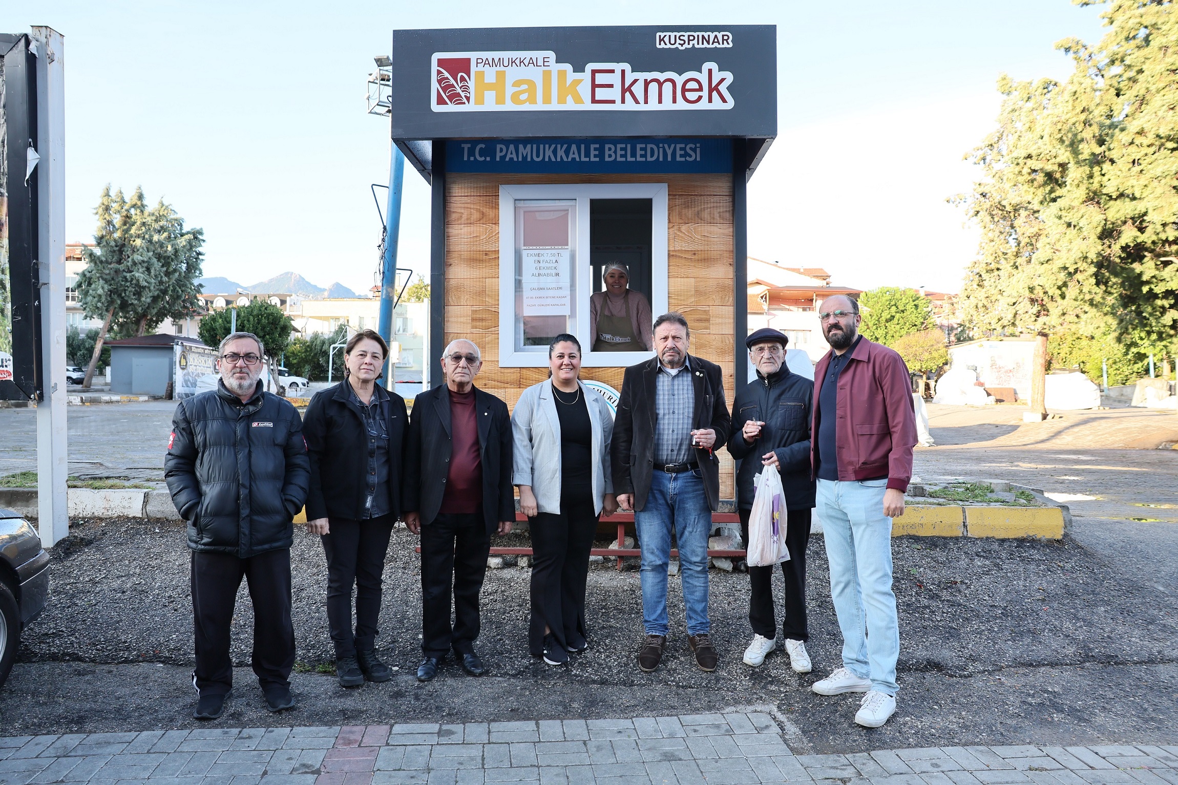 T.C. Pamukkale Belediyesi, vatandaşların zor ekonomik şartlarda uygun fiyatlı ekmeğe