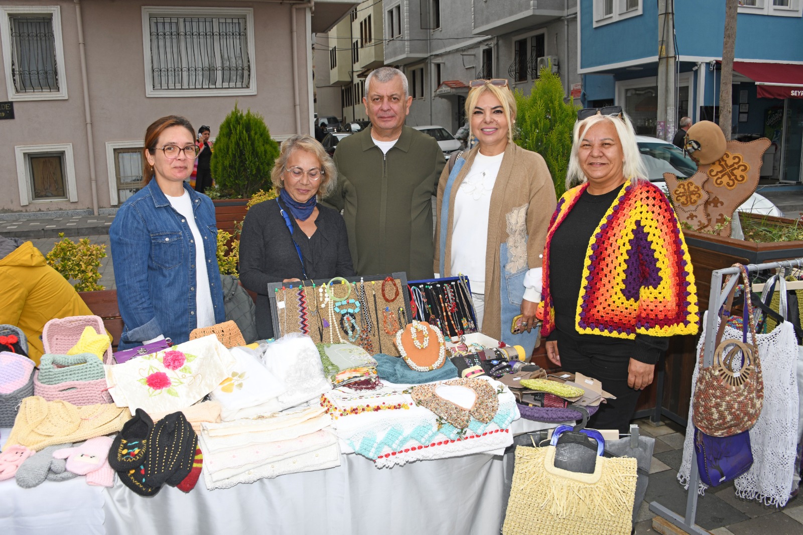 Kadın Girişimciler Üretiyor, Osmangazi Güzelleşiyor Osmangazi Belediyesi’nin kadınların üretim gücünü