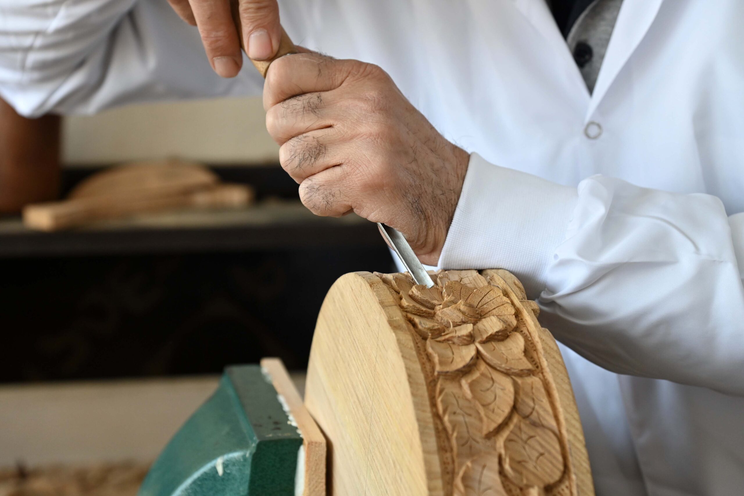 Karabağlar‘da Asırlık Sanat Yeniden Hayat Buluyor Karabağlar Belediyesi, unutulmaya yüz