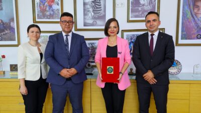 Karabağlar Belediyesi’nden İşçilere En Yüksek Promosyon Karabağlar Belediyesi şirketi KARBEL