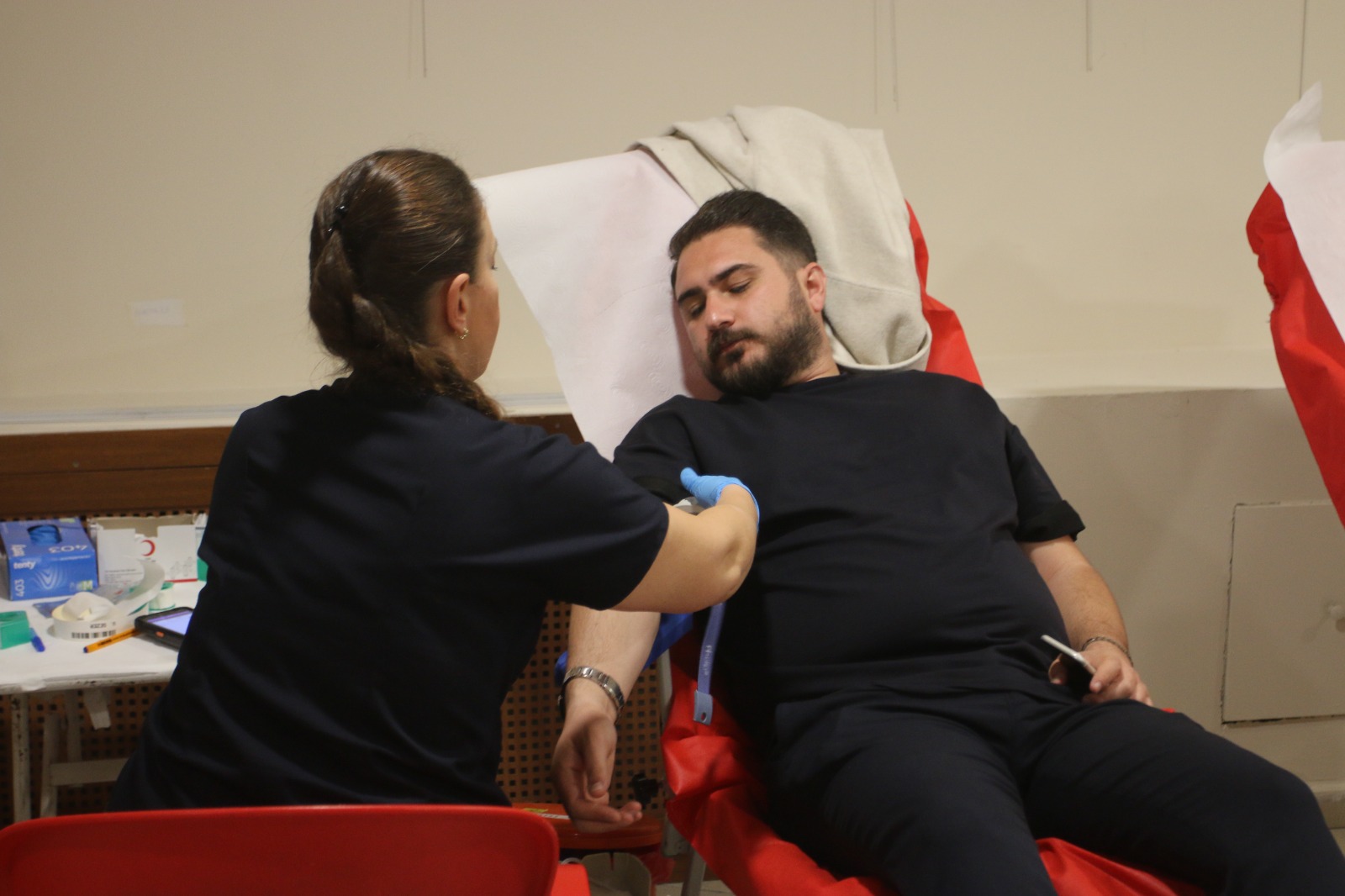 Kartal Belediyesi’nden Hayat Kurtaran Dayanışma Kartal Belediyesi, Türk Kızılayı iş