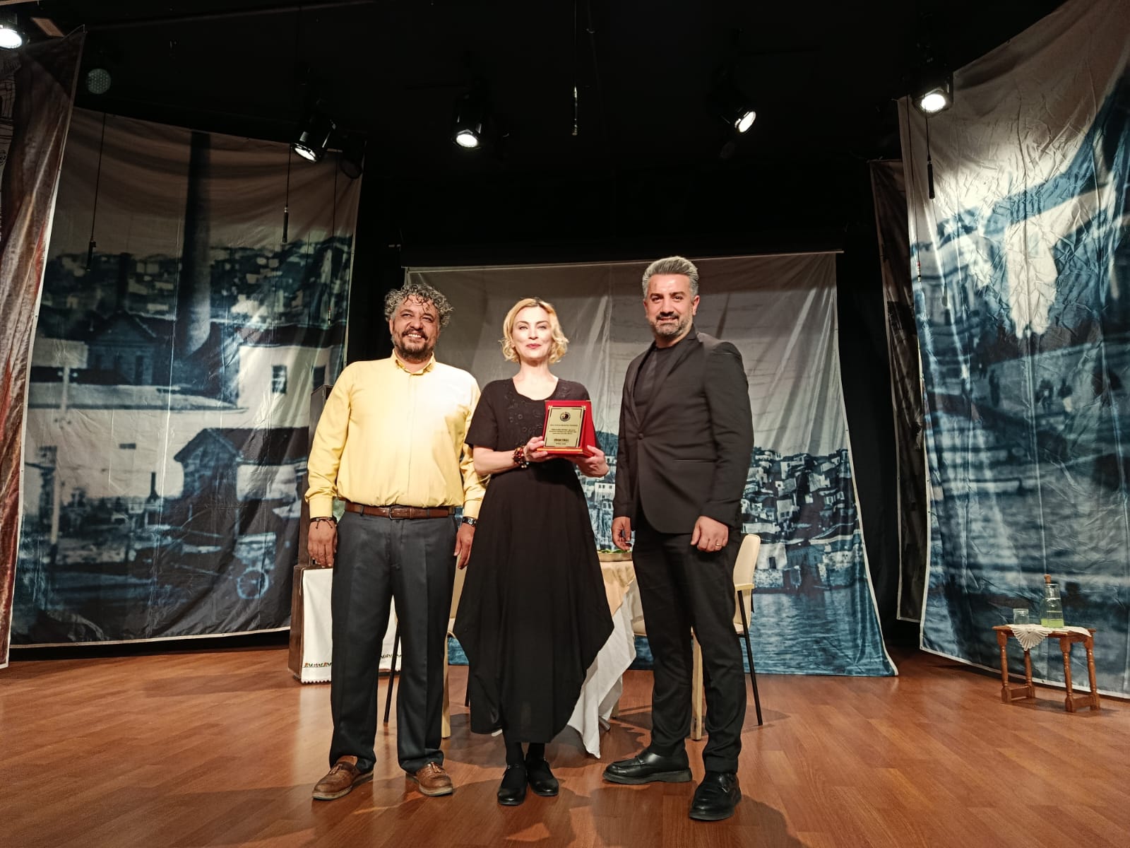 Kartallı Sanatseverler “Seni Alırsa Fırtına” ile Mübadele Dönemine Yolculuk Yaptı