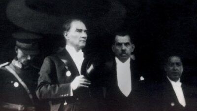 Kepez’de Cumhuriyet’in 102. Yılı Coşkuyla Kutlanacak Kepez’de Cumhuriyet’in 102. Yılı Coşkuyla Kutlanacak Kepez Belediyesi, Cumhuriyetimizin 102.