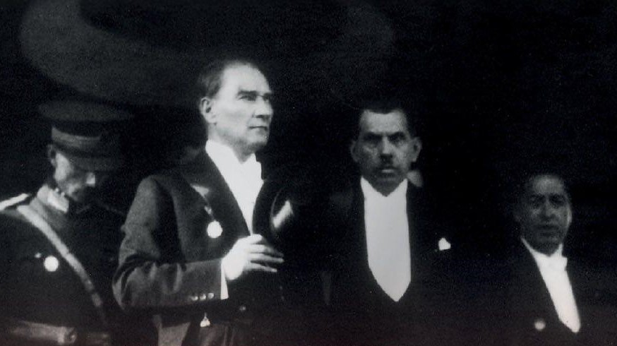 Kepez’de Cumhuriyet’in 102. Yılı Coşkuyla Kutlanacak Kepez’de Cumhuriyet’in 102. Yılı Coşkuyla Kutlanacak Kepez Belediyesi, Cumhuriyetimizin 102.