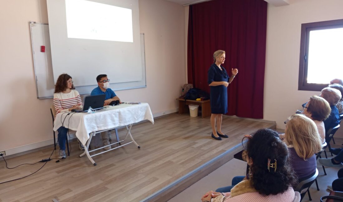 Konak’ın İleri Yaş Merkezi’nde Seminerler Devam Ediyor Konak Belediyesi’nin İleri