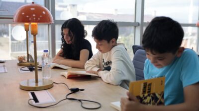 Konak Belediyesi'nin Güzelyalı Nazım Hikmet Kültür Merkezi ve Toros Sosyal