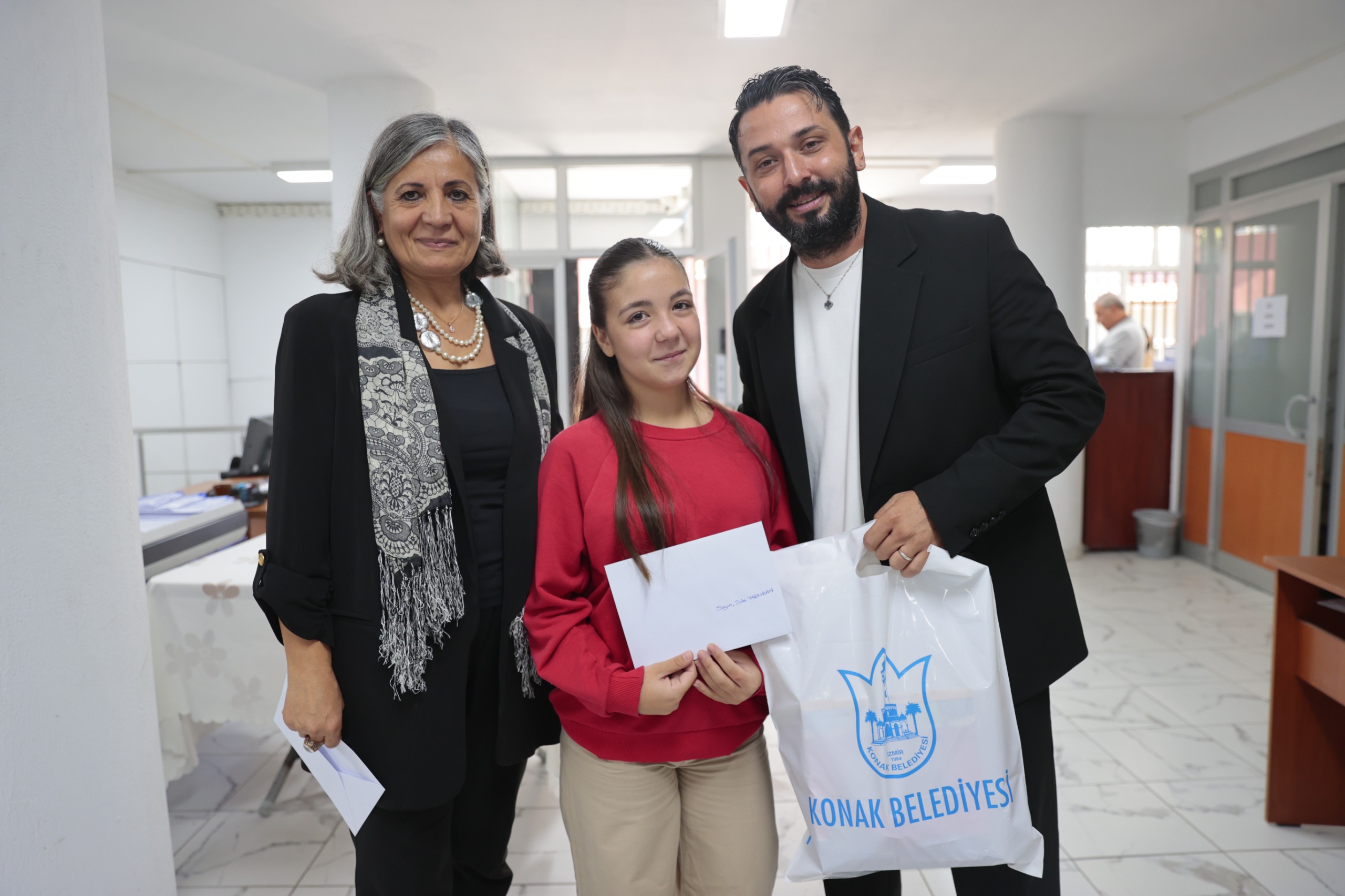 Konak’tan Kız Çocuklarına Özel Etkinlik Konaklı kız çocukları Konak Belediyesi’nin