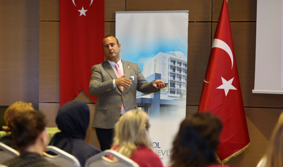Küçükçekmece Belediyesi Personele ‘Meme Kanseri Farkındalık’ Semineri Düzenledi Küçükçekmece Belediyesi