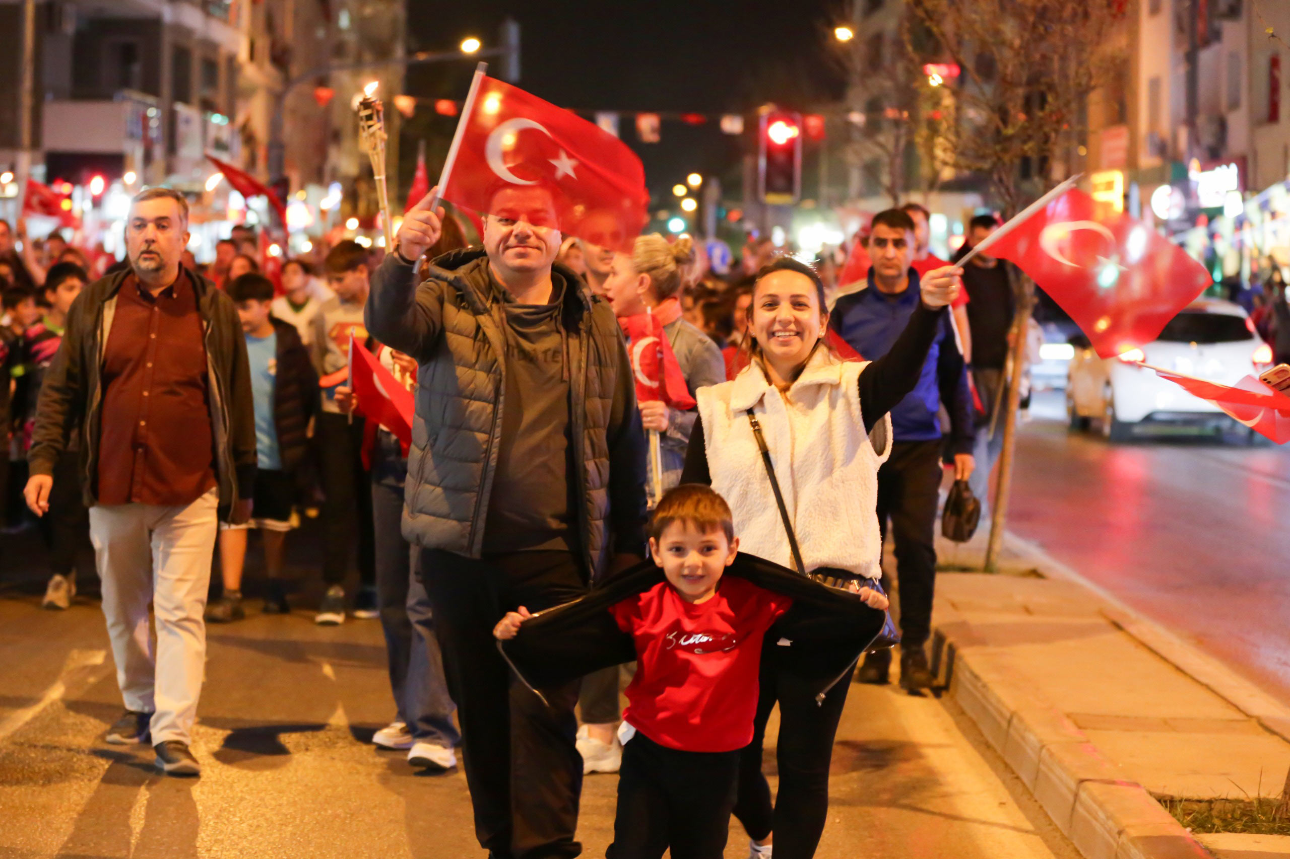 Narlıdere, Cumhuriyetimizin 102’nci yılını, Çocuk Senfoni Orkestrası Konseri, Fener Alayı