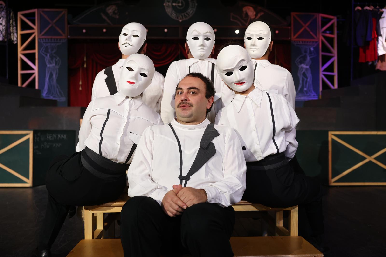 Odunpazarı Belediye Tiyatrosu’ndan Düşündüren Bir Aziz Nesin Uyarlaması: Zamazingo Odunpazarı