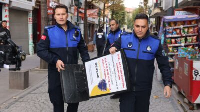 Odunpazarı’nda Kaldırım İşgallerine Karşı Denetimler Devam Ediyor Odunpazarı’nda Kaldırım İşgallerine Karşı Denetimler Devam Ediyor Odunpazarı Belediyesi Zabıta