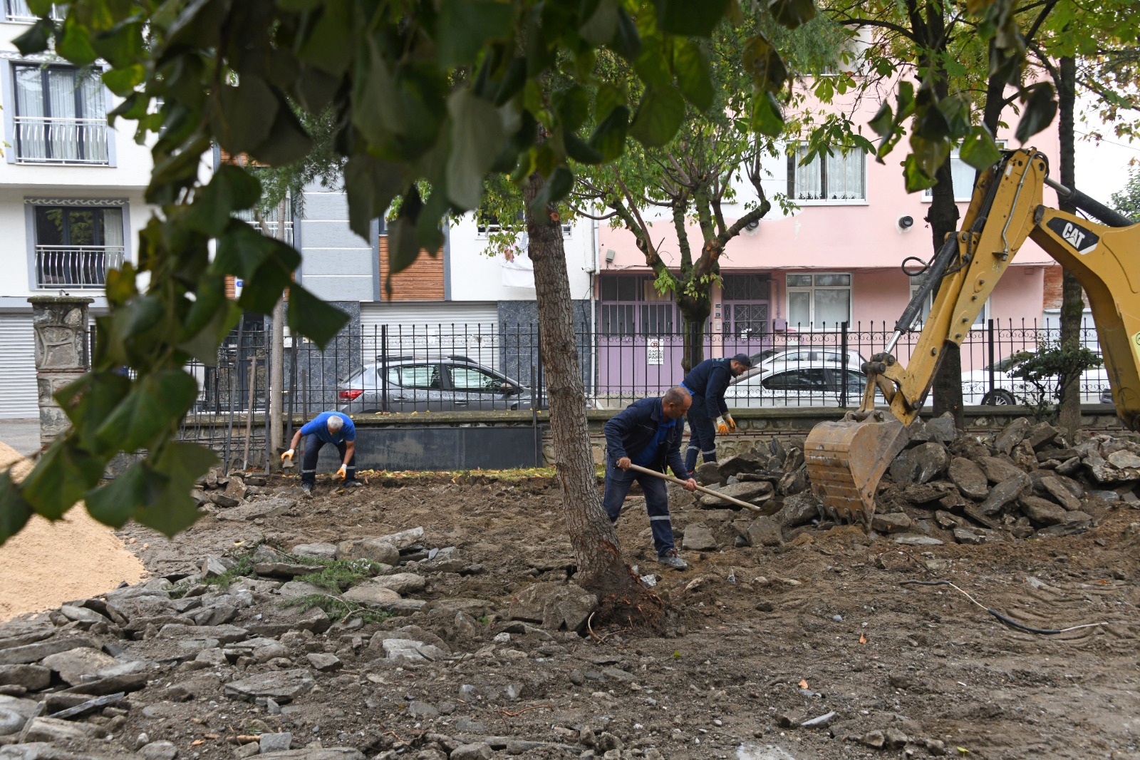 Osmangazi’de Mahalleler Yeni Park Alanlarıyla Güzelleşiyor Osmangazi Belediyesi, ilçenin dört
