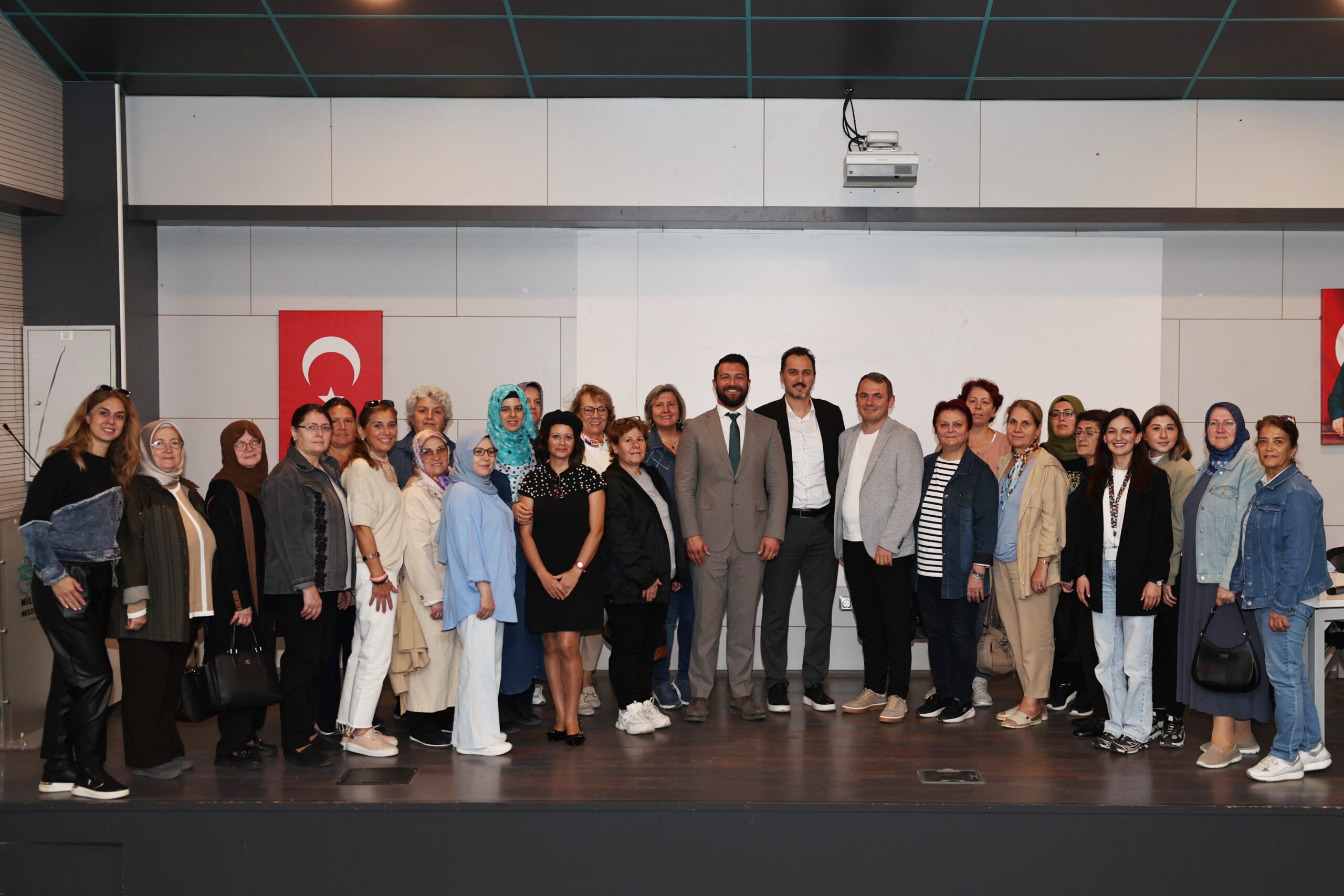 Nilüfer’de “Sağlıklı Gıda Şenliği” Başladı Nilüfer Belediyesi ve Gıda Mühendisleri