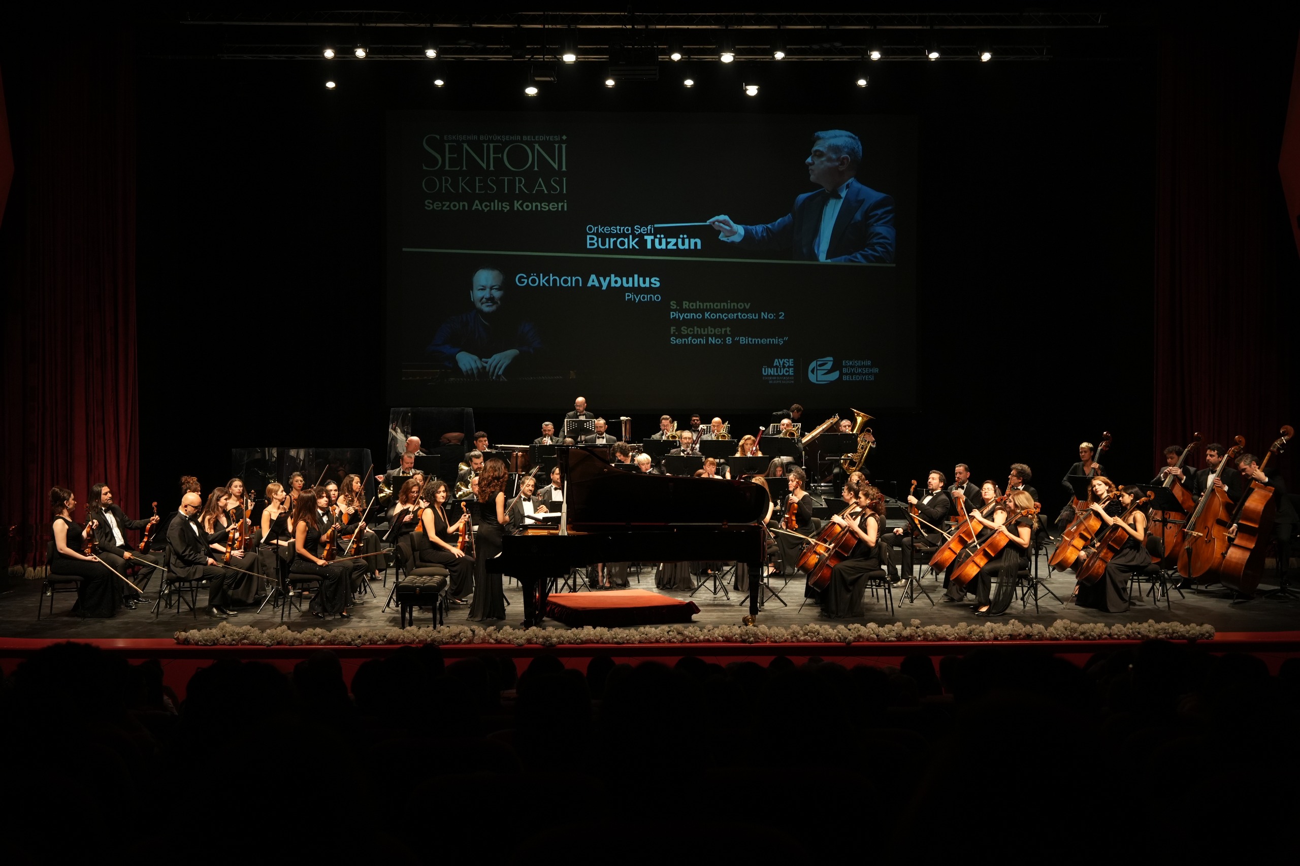 Eskişehir Senfoni Orkestrası Yeni Sezonu Unutulmaz Bir Konserle Açtı Eskişehir