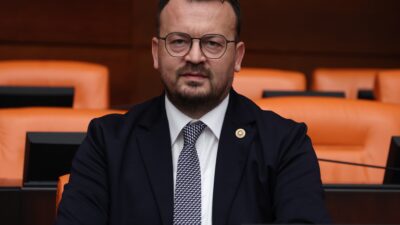 Şeref Arpacı: “Tekstil Sektöründe Kayıp 7 Milyar Dolar, 210 Bin