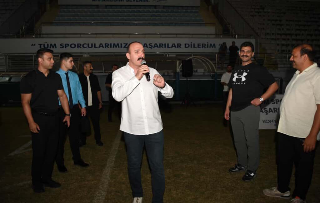 Mahalleler Arası Futbol Turnuvası’nın Başlama Vuruşu Cem Kotan’dan Cumhuriyetin 102’nci