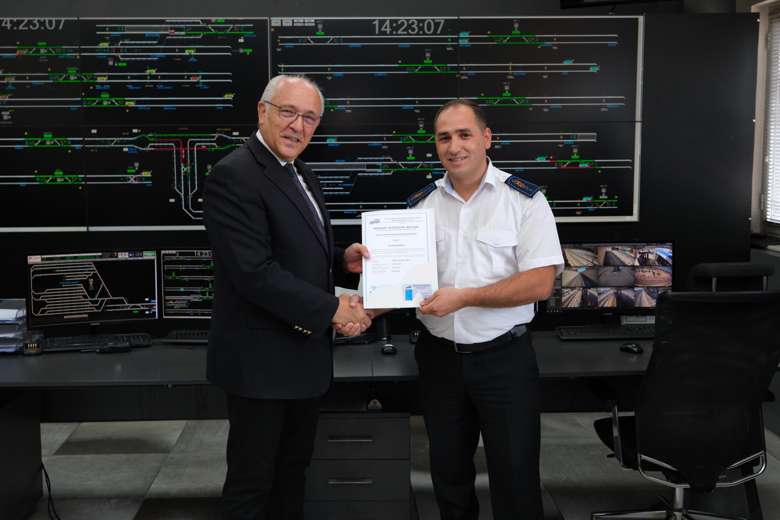 Antalya Raylı Sistem Kontrolörleri Uluslararası Sertifika Aldı Antalya Büyükşehir Belediyesi