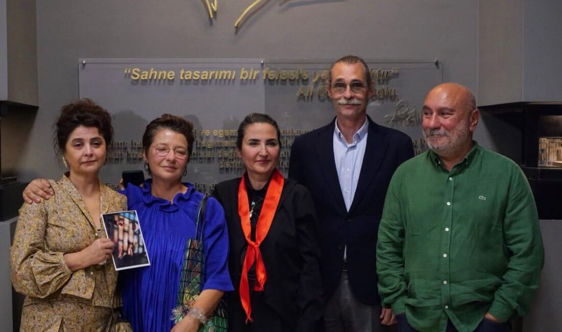 Etimesgut Ali Cem Köroğlu Sahnesi’nin Açılışı Yapıldı! Etimesgut Belediyesi anlamlı