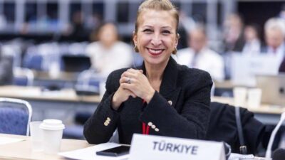 Süreyya Öneş Derici Slovenya’da Kadınların Barış İçin Önemini Vurgulayacak CHP