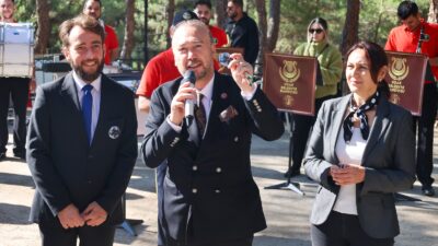 Uşak Belediye Başkanı Özkan Yalım, Hayvanları Koruma Gününde Çocuklarla Buluştu