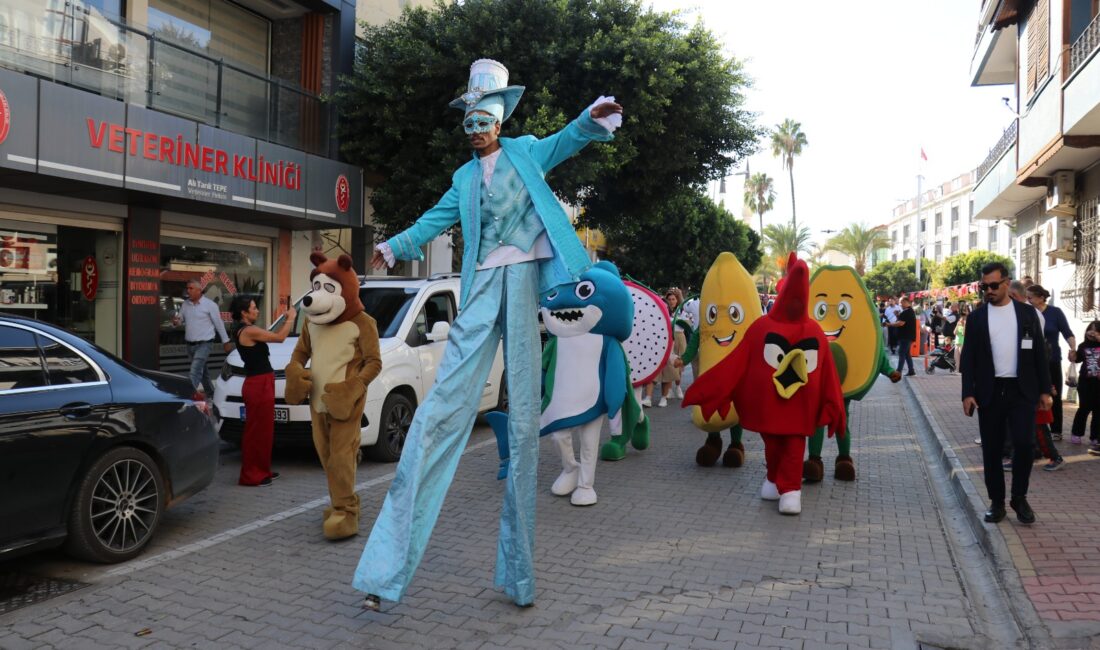 Gazipaşa’nın Çekirdeksiz Nar Ve Tropikal Meyve Festivali Coşkuyla Başladı Bu