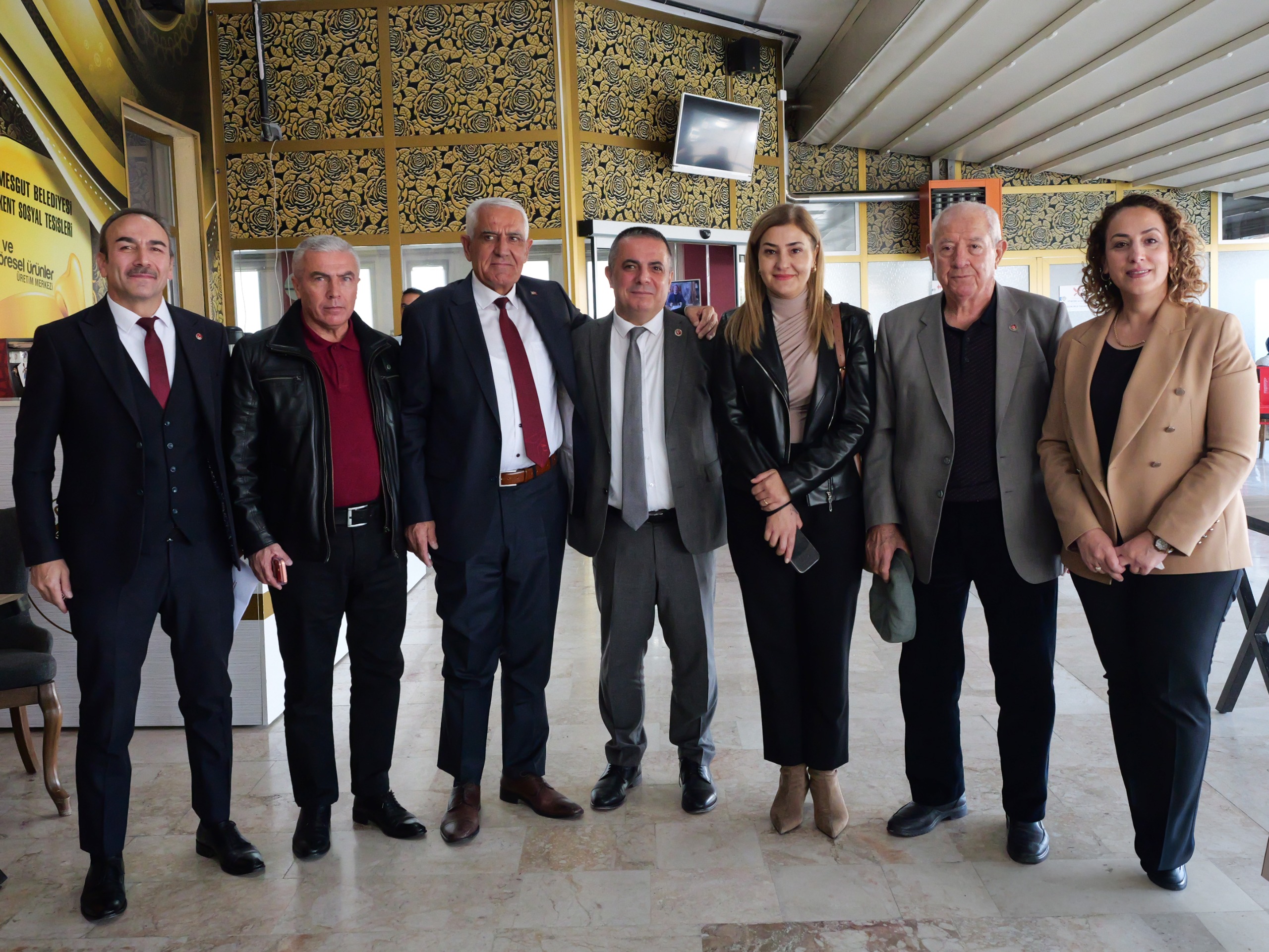 Etimesgut’ta Muhtarlar Günü Kapsamında Atakent Sosyal Tesisleri’nde Kahvaltı Düzenlendi 19