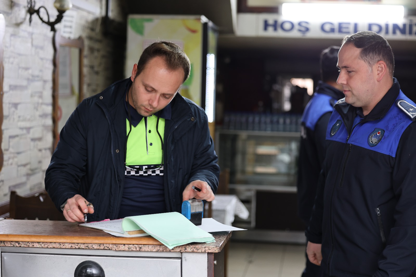 Safranbolu’da Zabıta Ekiplerinden Kapsamlı Denetim Safranbolu Belediyesi Zabıta Müdürlüğü ekipleri,