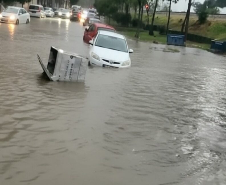 Aydın’da Yağmur Değil Felaket Yağdı! Şehir Göle Döndü, Aydın BŞB